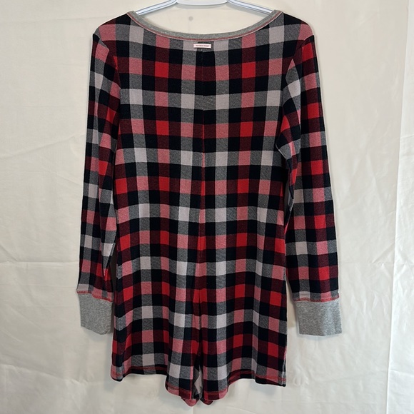 Victorias Secret Long Sleeve Plaid Romper Size Large Red, Black and Grey - Picture 3 of 7